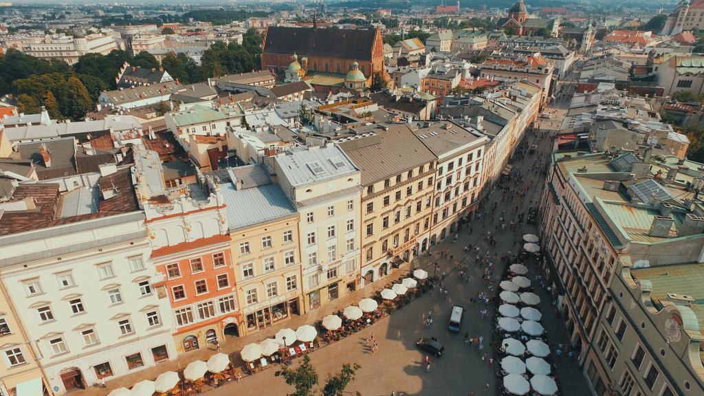 Venetian House Market Square Aparthotel Krakow Exterior photo